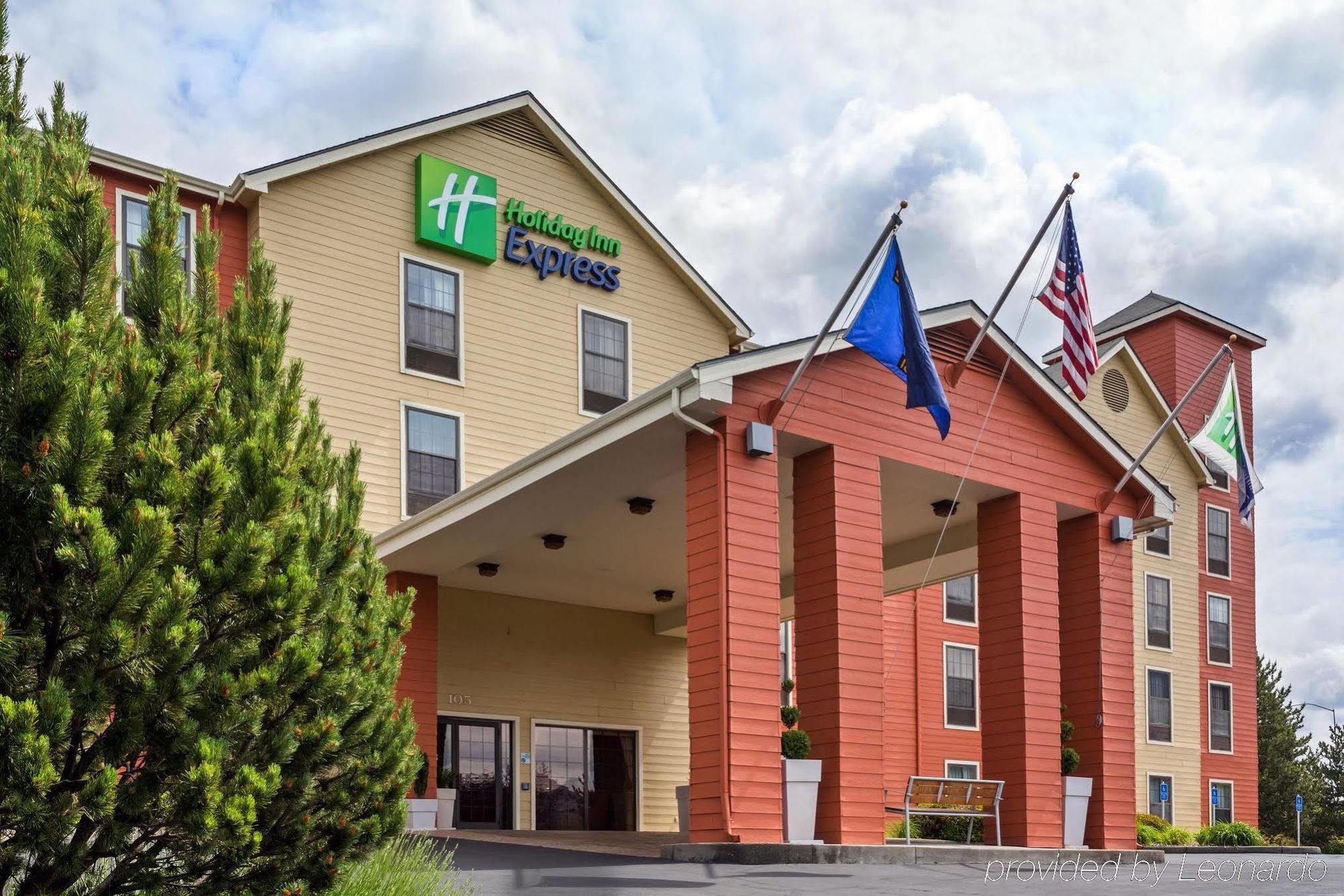 Holiday Inn Express Grants Pass By Ihg Exterior photo